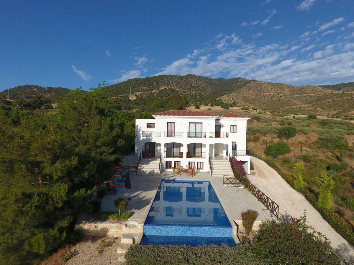 Martika Luxury Villa Agia Marina  Dış mekan fotoğraf