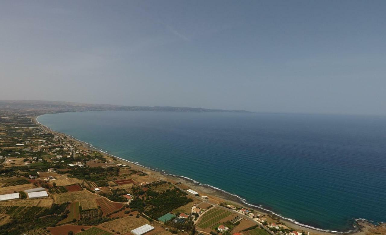 Martika Luxury Villa Agia Marina  Dış mekan fotoğraf