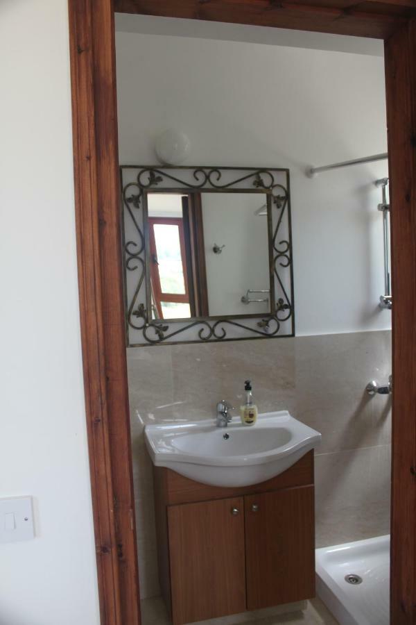 Martika Luxury Villa Agia Marina  Dış mekan fotoğraf