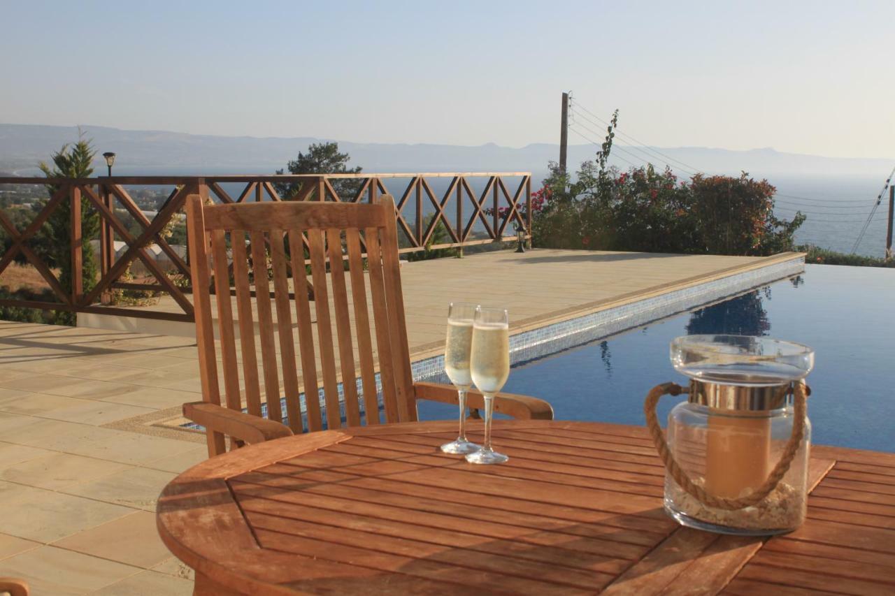 Martika Luxury Villa Agia Marina  Dış mekan fotoğraf